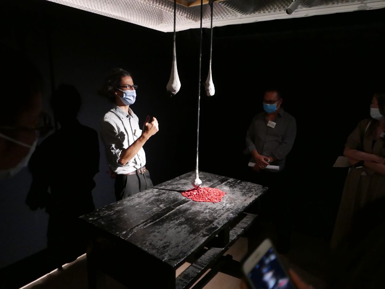 presentation of the untitled installation, Oct 2020